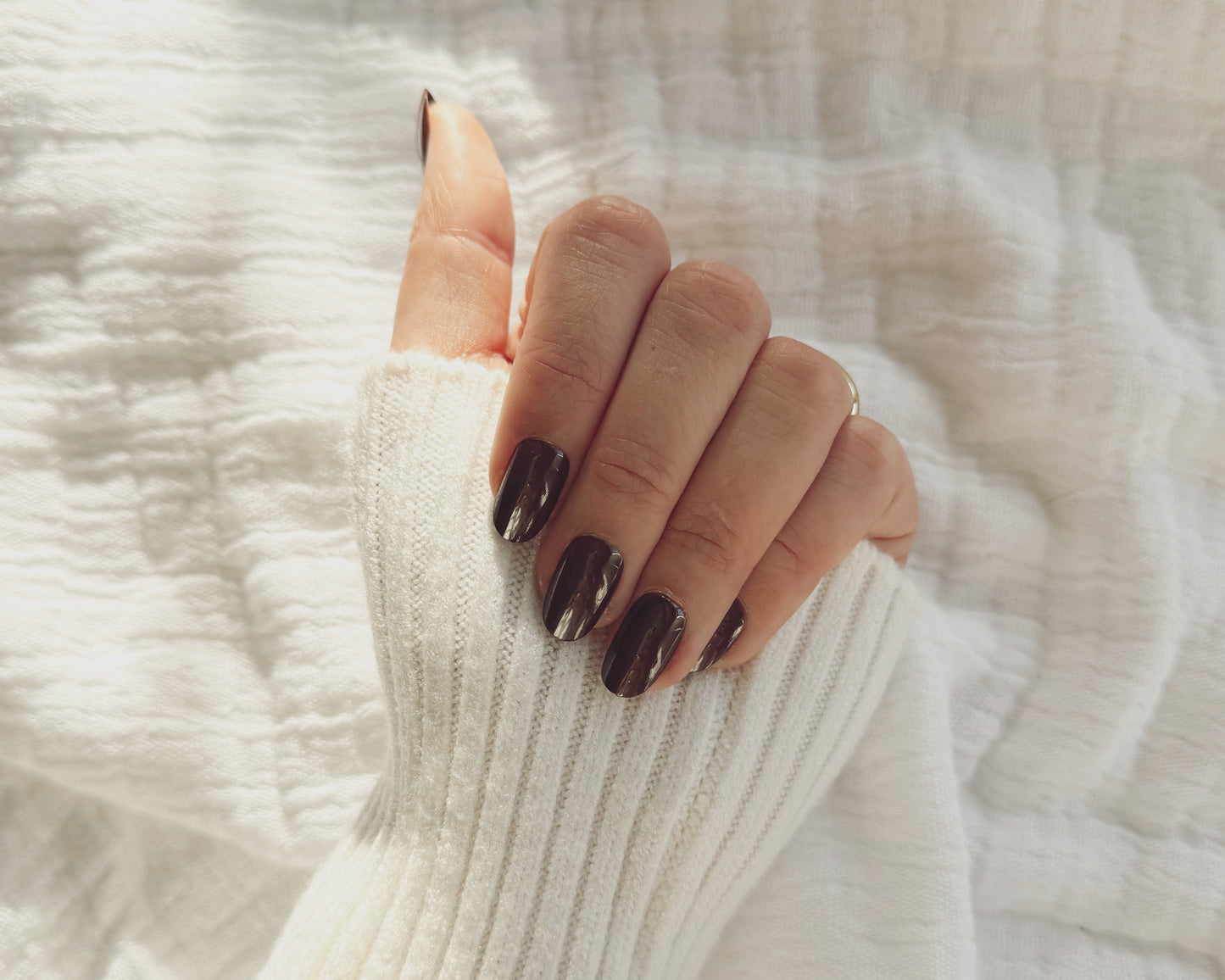 Oval Brown Chrome